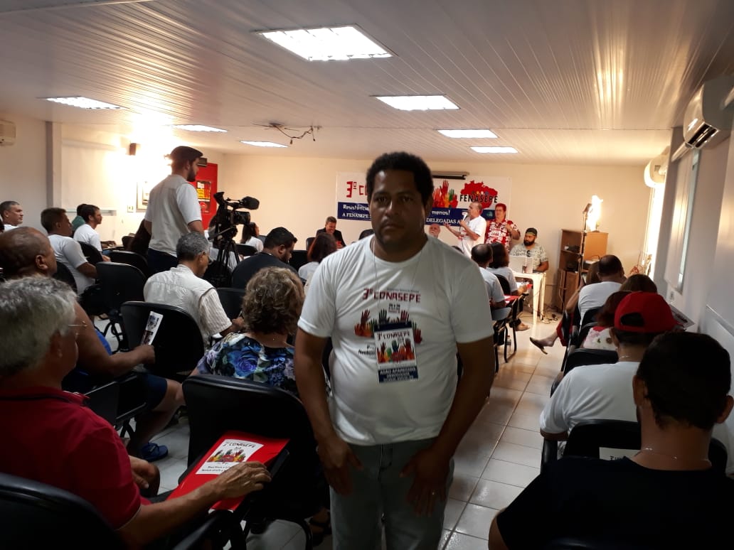 QUEM SEMPRE LUTA NÃO GANHA SEMPRE, MAS QUEM NÃO LUTA PERDE SEMPRE!!!