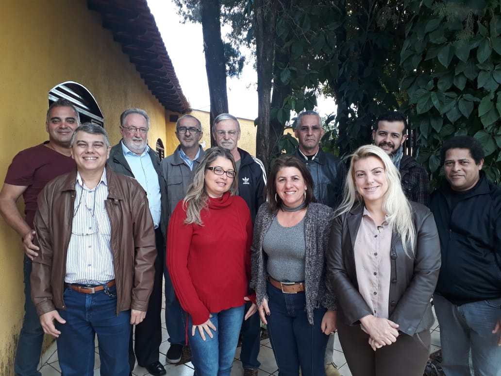 ASSUEL SE REUNE COM DEPUTADO E COMISSÃO CONTRA O FECHAMENTO DO COLÉGIO DE APLICAÇÃO